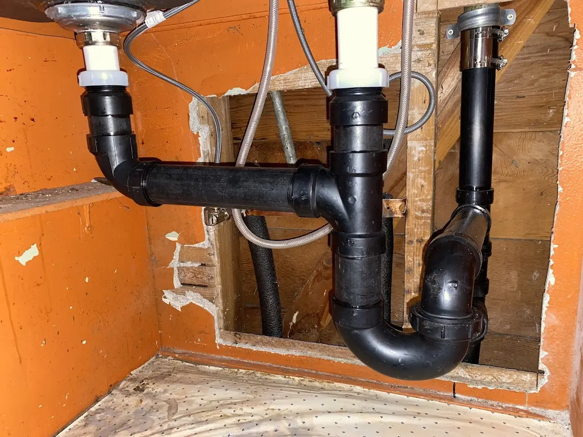 Professional Pipe Bursting equipment and tools on the job in Hinsdale